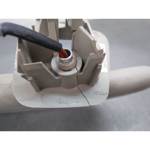 Recambio de parasol derecho para saab 9-3 sport hatch aero referencia OEM IAM  SOPORTE ROTO 