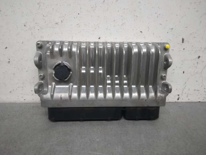 Recambio de centralita motor uce para toyota yaris active referencia OEM IAM 896610DP41 2756000611 MB2756000611