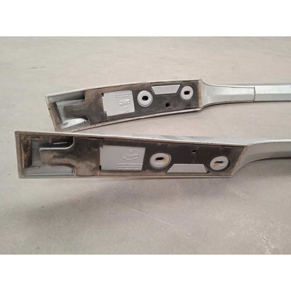 Recambio de barras techo para renault clio grandtour authentique referencia OEM IAM  CROMADA 