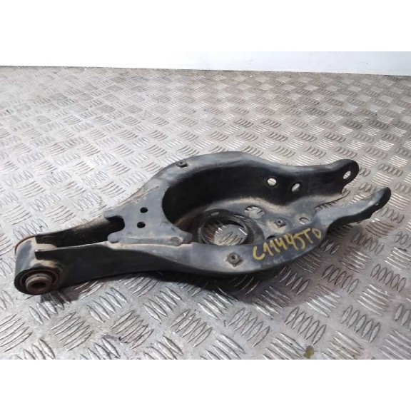 Recambio de brazo suspension inferior trasero derecho para lexus is 300h referencia OEM IAM   