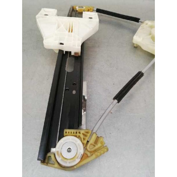 Recambio de elevalunas trasero derecho para seat leon st (5f8) reference referencia OEM IAM 5F9839462C SOLO MECANISMO 5F9839462D
