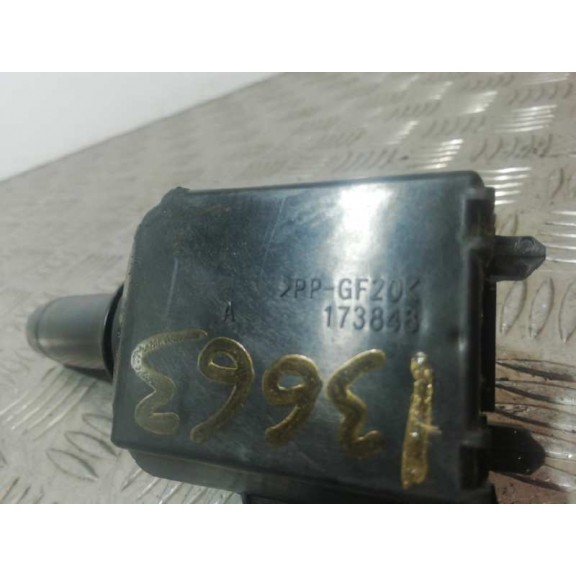 Recambio de mando limpia para peugeot 107 urban referencia OEM IAM 17F003  