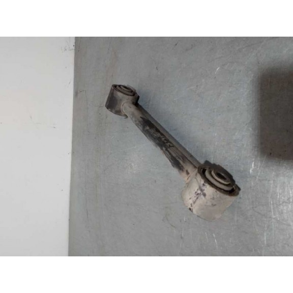 Recambio de tirante trasero derecho para nissan terrano/terrano.ii (r20) slx (3-ptas.) referencia OEM IAM   