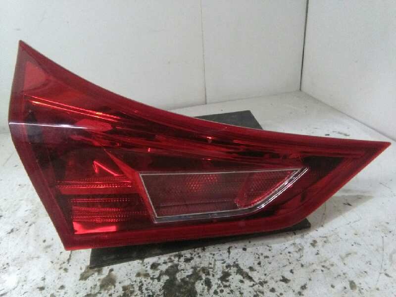 Recambio de piloto trasero izquierdo interior para toyota auris 1.4 turbodiesel cat referencia OEM IAM   