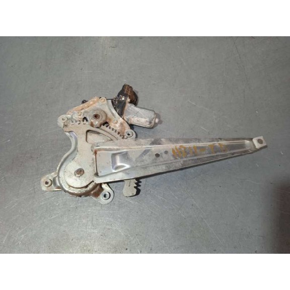 Recambio de elevalunas trasero derecho para toyota rav 4 (a3) 2.2 d-4d cat referencia OEM IAM 8572035140 6 PINES 2521002340