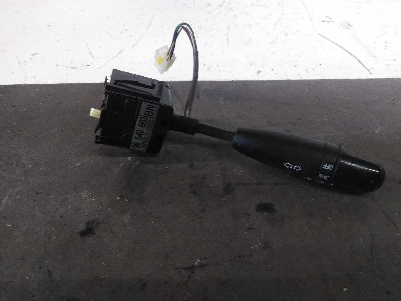 Recambio de mando intermitentes para chevrolet kalos 1.4 sport referencia OEM IAM 96540683  