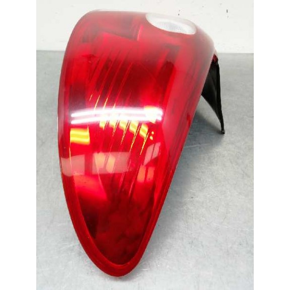 Recambio de piloto trasero derecho para peugeot 206+ básico referencia OEM IAM 9685618180  