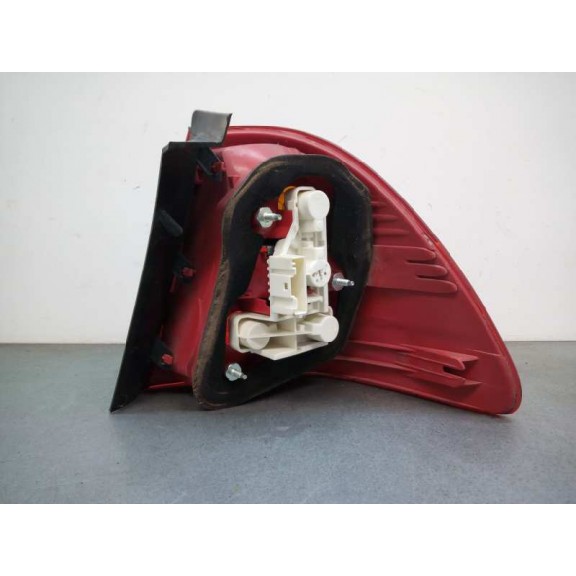 Recambio de piloto trasero izquierdo para bmw serie 3 touring (e91) 320d referencia OEM IAM 7160061  