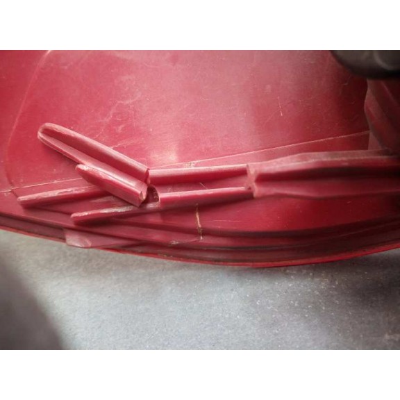 Recambio de piloto trasero derecho para citroën c4 coupe vtr plus referencia OEM IAM 9646801677 ROZADO 