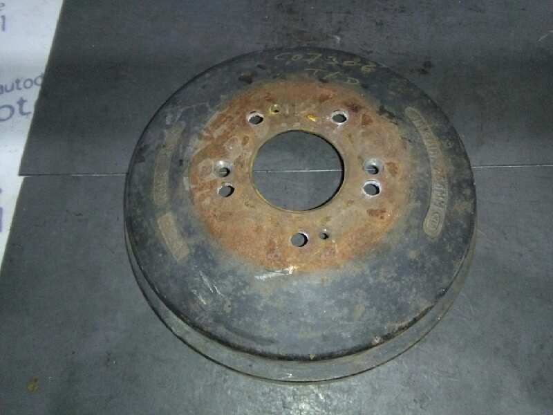 Recambio de tambor freno trasero para kia carnival ii 2.5 v6 ex referencia OEM IAM   
