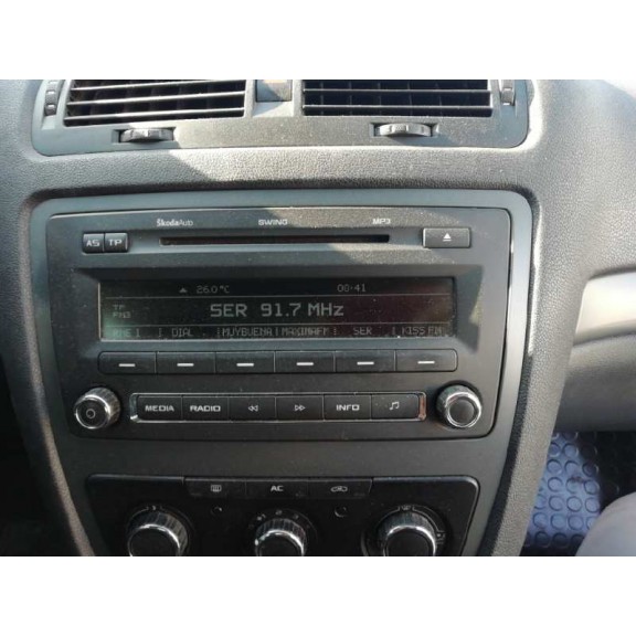 Recambio de sistema audio / radio cd para skoda octavia berlina (1z3) collection referencia OEM IAM   