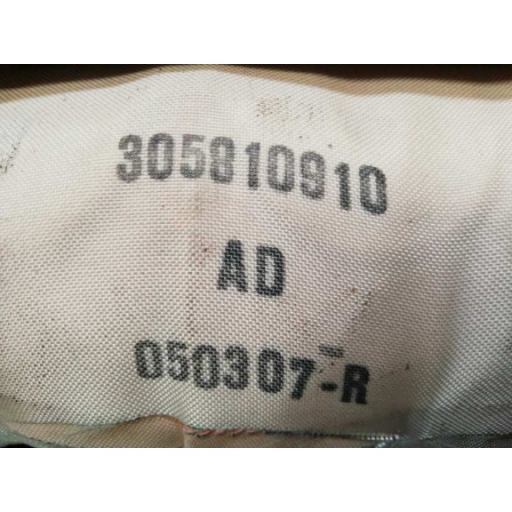 Recambio de airbag delantero derecho para toyota auris luna referencia OEM IAM 305810910  