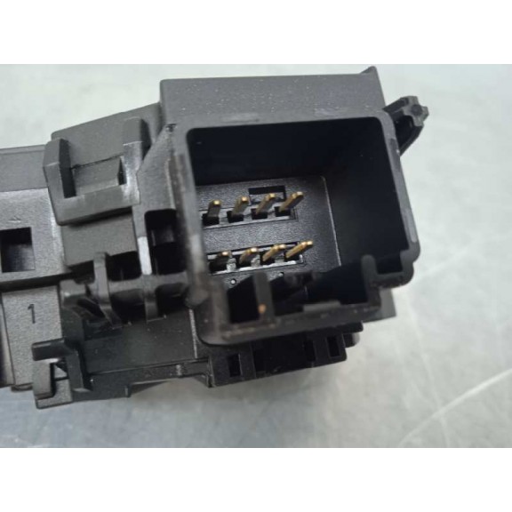 Recambio de mando intermitentes para ford fiesta (ccn) referencia OEM IAM 8A6T13335AD  