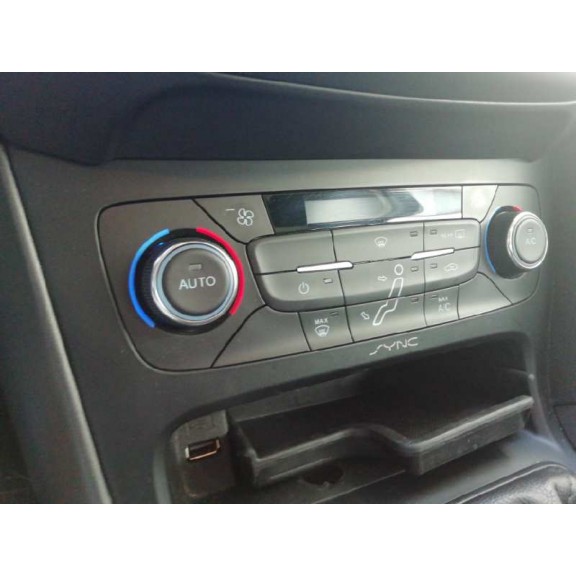 Recambio de mando climatizador para ford focus lim. trend referencia OEM IAM   