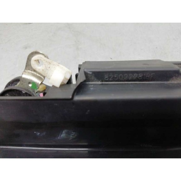 Recambio de cerradura puerta trasera derecha para dacia sandero stepway referencia OEM IAM 825022281R  2 PINS