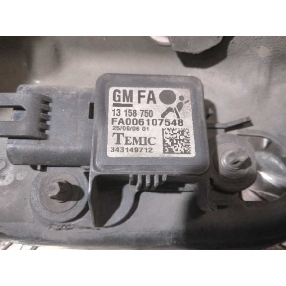 Recambio de travesaño superior para opel astra gtc cosmo referencia OEM IAM   