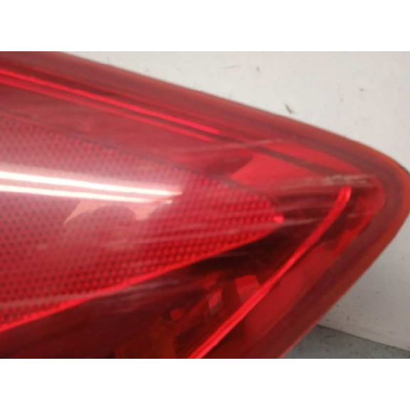 Recambio de piloto trasero derecho para kia cee´d business referencia OEM IAM 92402A2020  ROZADO