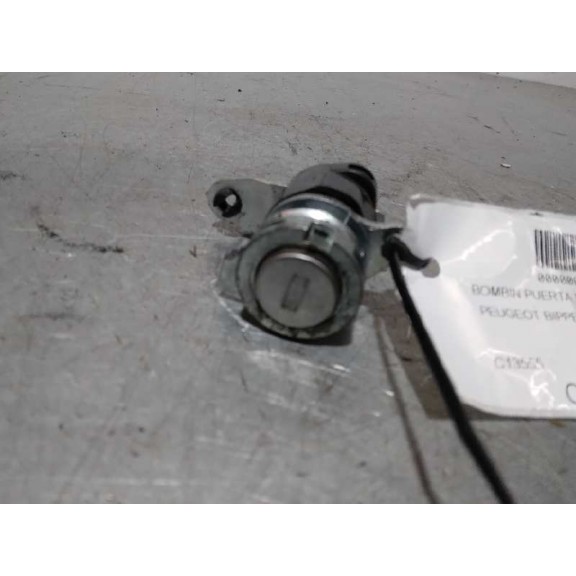 Recambio de bombin puerta delantera izquierda para peugeot bipper 1.3 16v hdi fap referencia OEM IAM S/R  