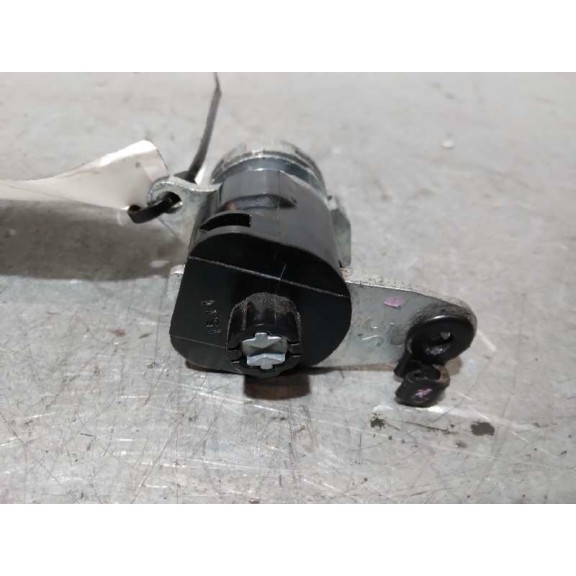 Recambio de bombin puerta delantera izquierda para peugeot bipper 1.3 16v hdi fap referencia OEM IAM S/R  