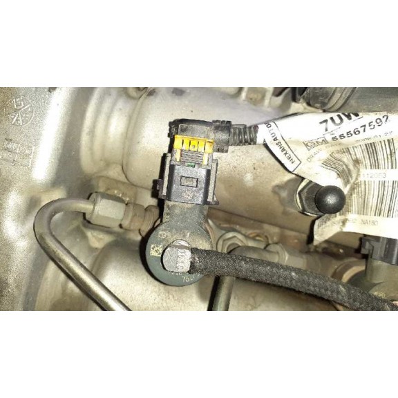 Recambio de inyector para opel insignia berlina 2.0 cdti referencia OEM IAM 0445110327  