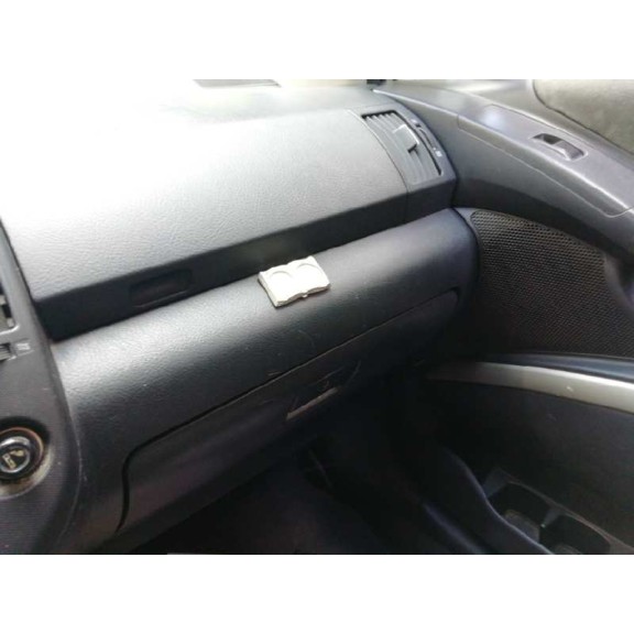 toyota corolla verso (r1) del año 2006