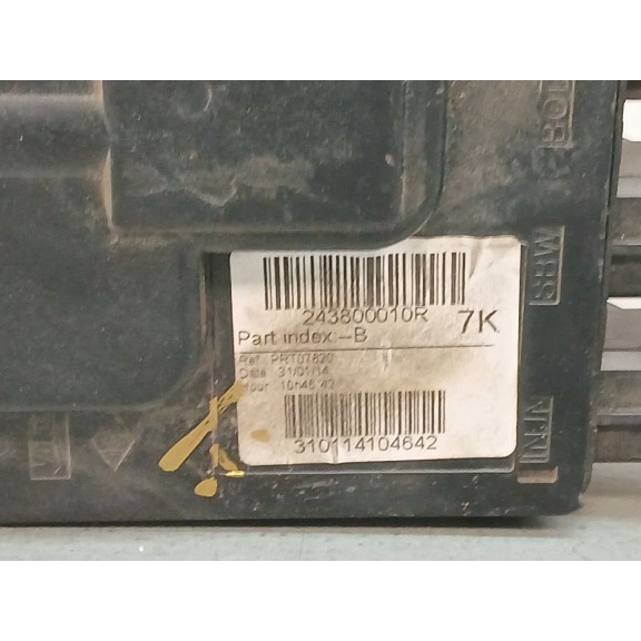 Recambio de caja reles / fusibles para renault scenic iii 1.2 tce referencia OEM IAM 243800010r  