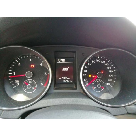 volkswagen golf vi (5k1) del año 2012