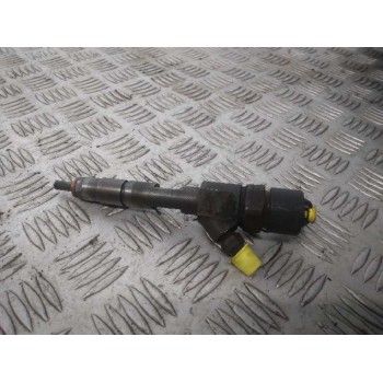 Recambio de inyector para renault trafic caja cerrada (ab 4.01) 1.9 diesel referencia OEM IAM 0445110110  