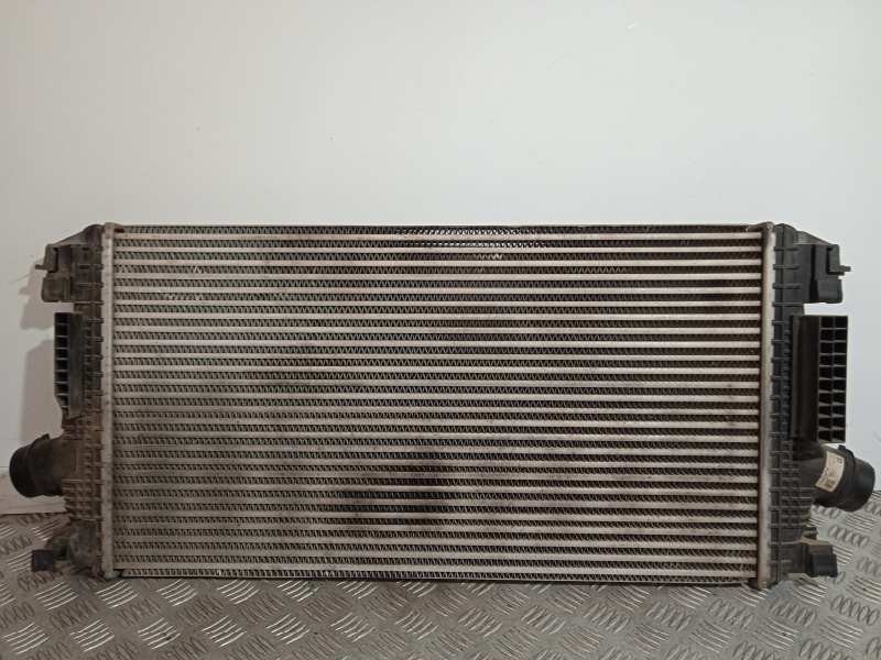 Recambio de intercooler para opel astra j sports tourer cosmo referencia OEM IAM 13267647  