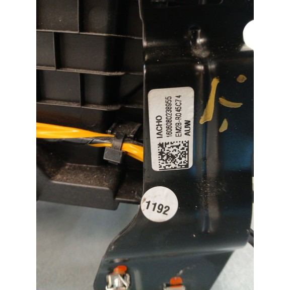 Recambio de apoyabrazos central para ford s-max titanium referencia OEM IAM em2br045c74  