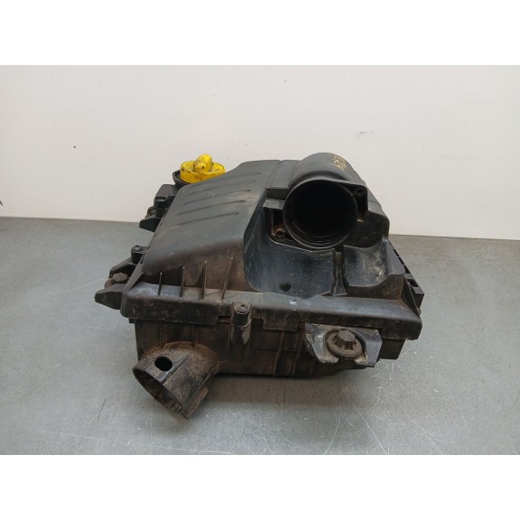 Recambio de filtro aire para renault trafic ii autobús (jl) 2.0 dci 115 referencia OEM IAM 8200760899b  