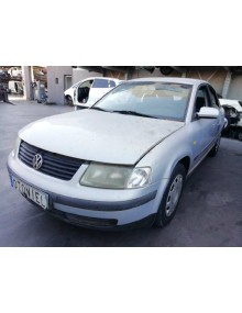 volkswagen passat berlina (3b2) del año 1999