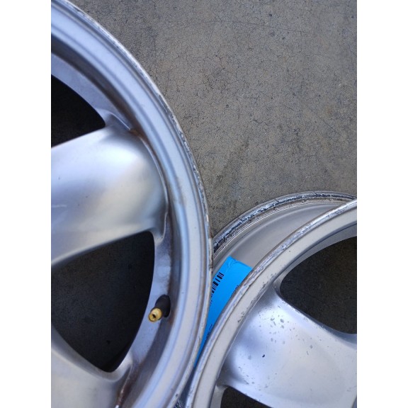 Recambio de juego llantas para mini mini (r56) one referencia OEM IAM 51/2JX15H2ET45 X4 15