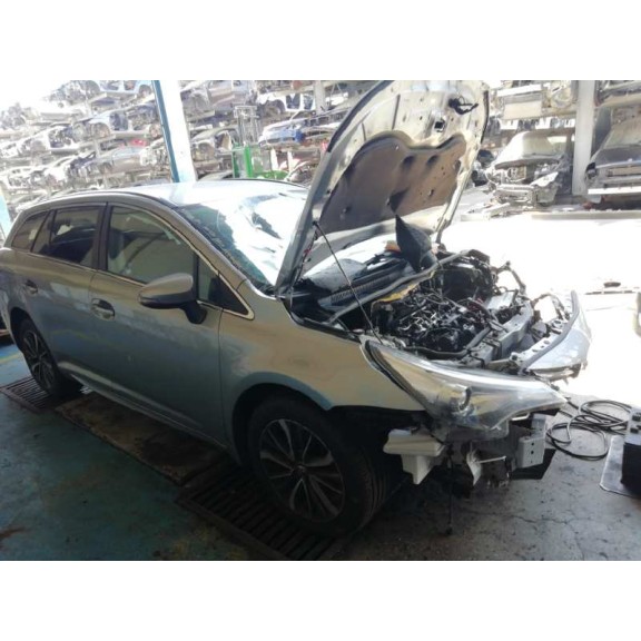 toyota avensis touring sports del año 2017