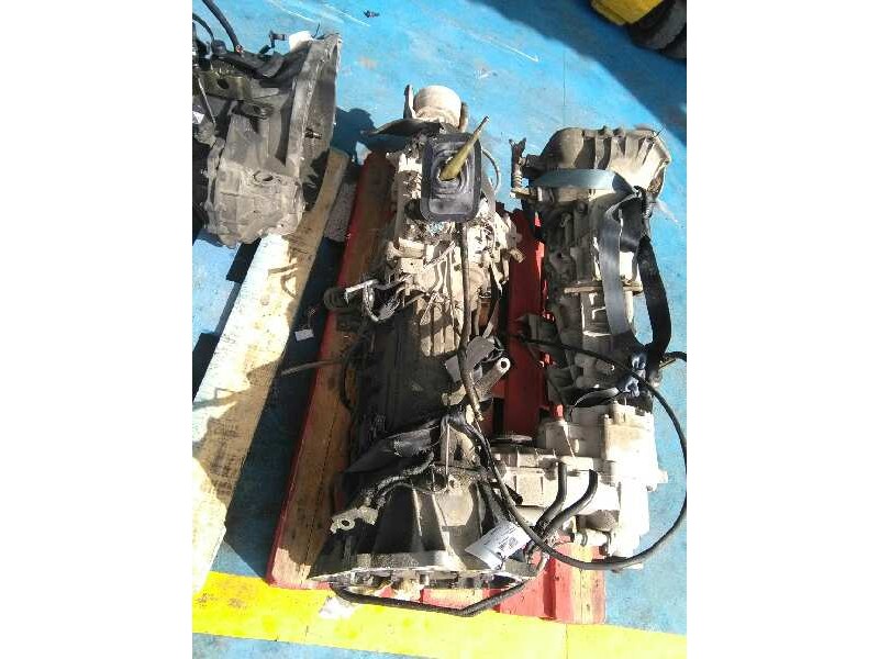 Recambio de caja cambios para mitsubishi montero (l040) referencia OEM IAM 3043LE MOTOR 6G72 AUTOMATICA