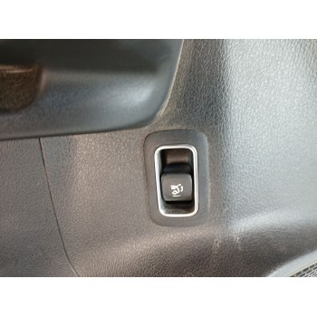 Recambio de guarnecido puerta delantera izquierda para mercedes-benz gla (h247) gla 200 d (247.712) referencia OEM IAM A24772065