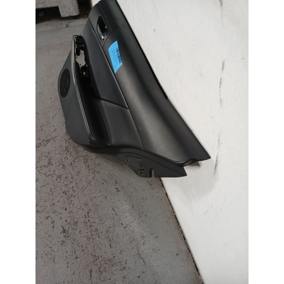 Recambio de guarnecido puerta trasera derecha para lexus is iii (_e3_) 300h (ave30_) referencia OEM IAM   