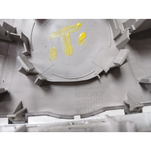 Recambio de luz interior para citroën c4 picasso feel referencia OEM IAM 9678124177  