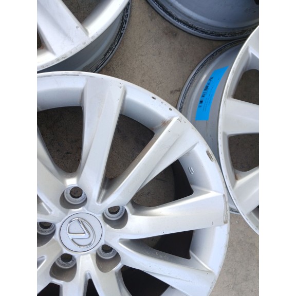 Recambio de juego llantas para lexus is iii (_e3_) 300h (ave30_) referencia OEM IAM 71/2JX17ET45 X4 17
