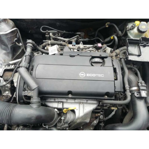 opel insignia berlina del año 2011