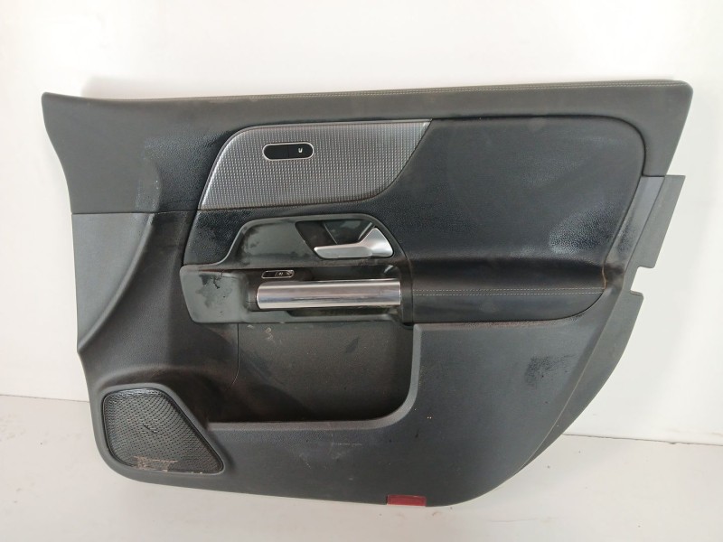 Recambio de guarnecido puerta delantera derecha para mercedes-benz gla (h247) gla 200 d (247.712) referencia OEM IAM A2477204602