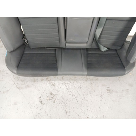 Recambio de asientos traseros para lexus is iii (_e3_) 300h (ave30_) referencia OEM IAM   