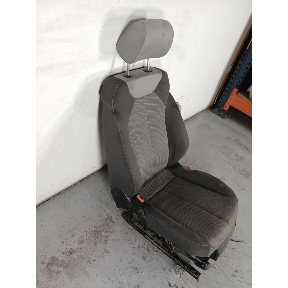 Recambio de asiento delantero izquierdo para seat leon (1p1) 1.6 referencia OEM IAM   