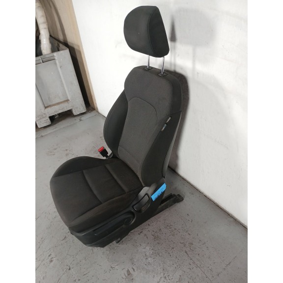 Recambio de asiento delantero izquierdo para kia carens iv 1.7 crdi referencia OEM IAM   