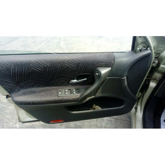 renault laguna ii (bg0) del año 2001