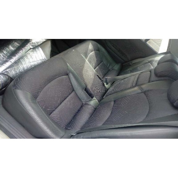 renault laguna ii (bg0) del año 2001