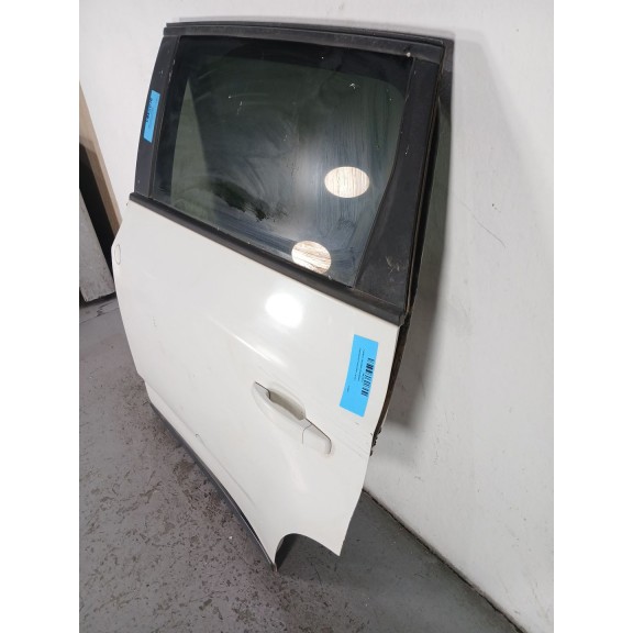 Recambio de puerta trasera izquierda para chevrolet orlando 1.8 cat referencia OEM IAM   