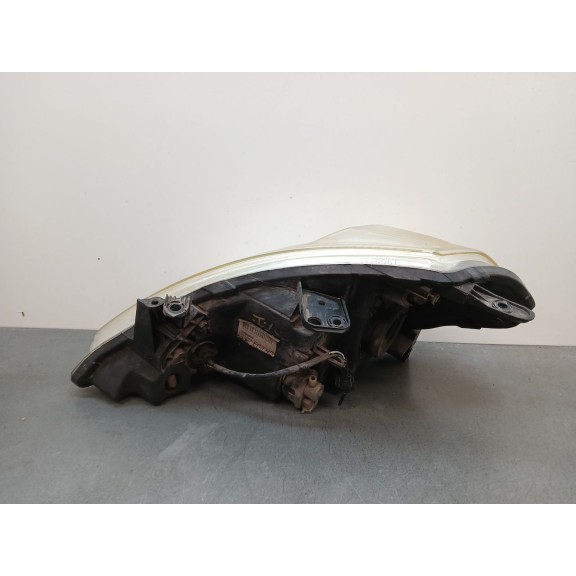 Recambio de faro derecho para nissan tiida (c11x/sc11x) 1.6 16v cat referencia OEM IAM 26010em00a  