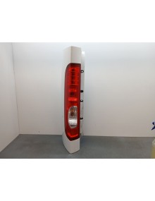 Recambio de piloto trasero izquierdo para renault trafic ii autobús (jl) 2.0 dci 115 referencia OEM IAM   