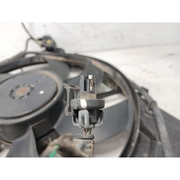 Recambio de electroventilador para chevrolet orlando 1.8 cat referencia OEM IAM 16457002 3135104043 0130308113